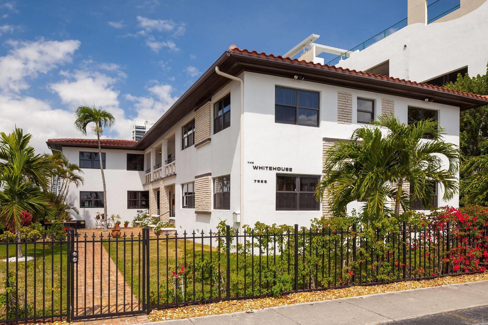 Miami Whitehouse Apartments North Bay Village Esterno foto